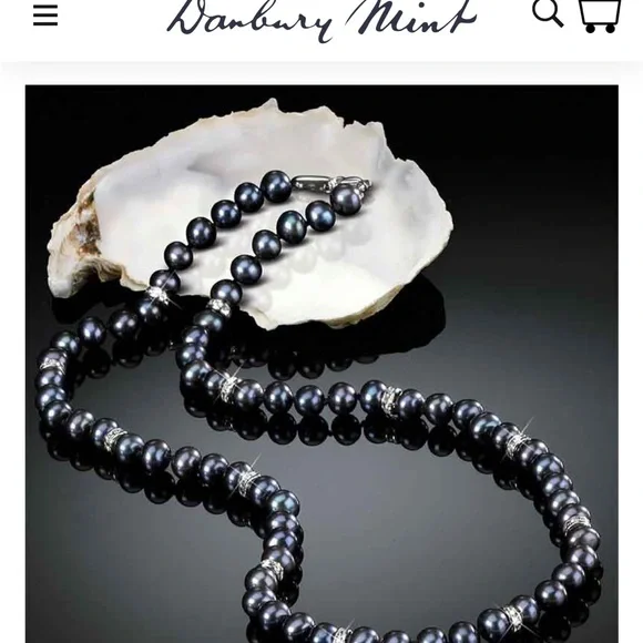Danbury Mint Black Pearl Necklace Classic Elegance - Picture 5 of 7